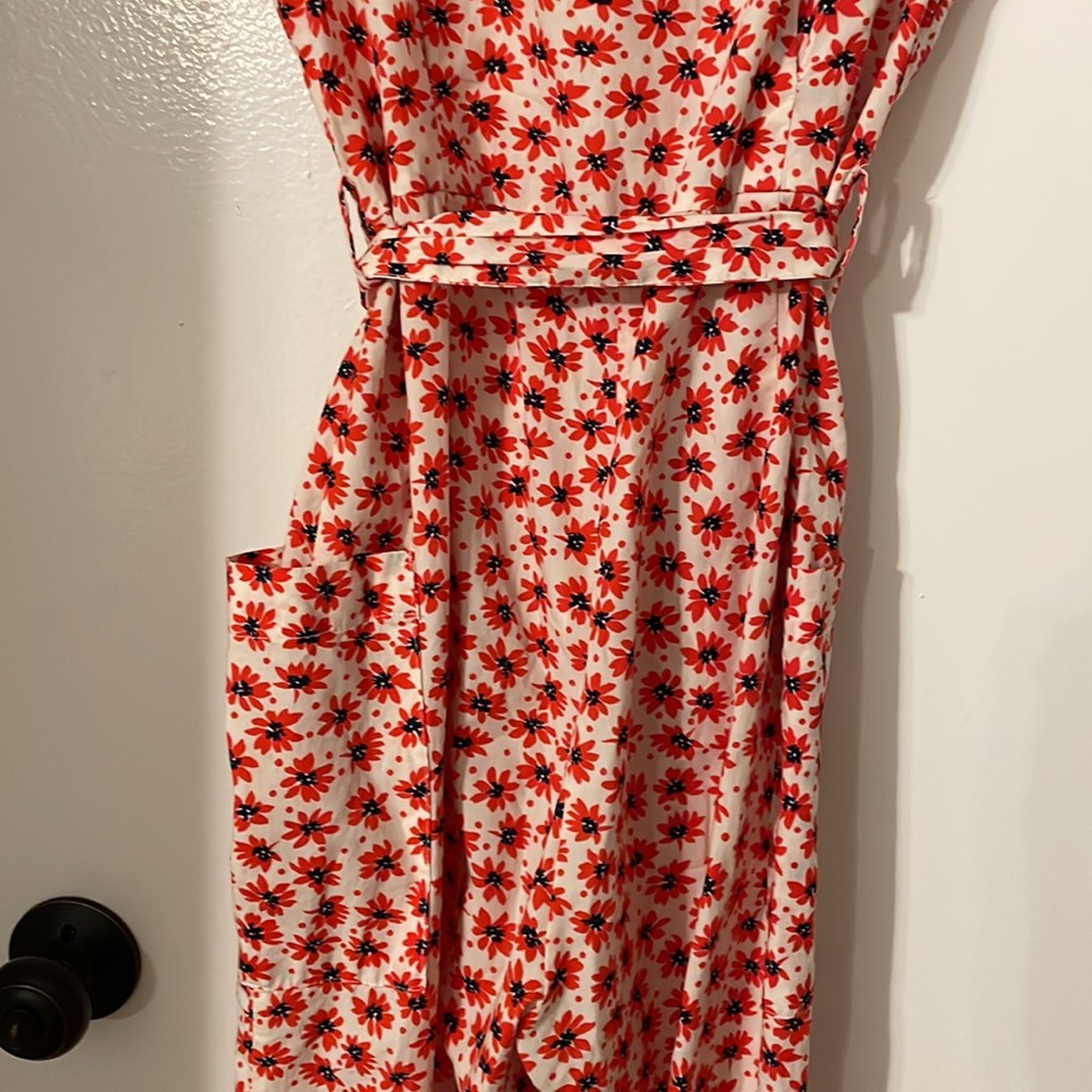 Zara medium floral jumpsuit - Picture 8 of 8